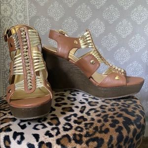 Candies wedges